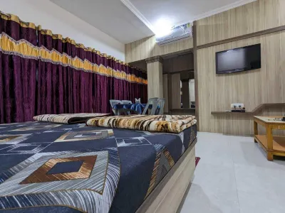 Hotel Shivneri Hotels near Wonder World