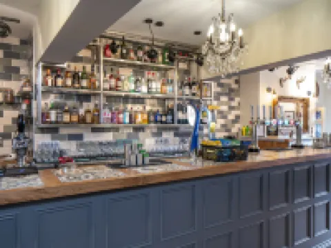 The Kings Arms and Royal Hotel, Godalming, Surrey Hotels in Godalming