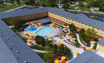 Cedar Point's Express Hotel