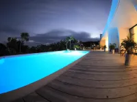 Blue Suites Hanamuro - Beach