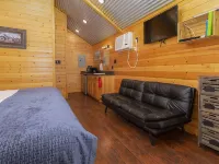 艾爾斯隱逸小屋和房車出租有限責任公司酒店 班德拉縣酒店