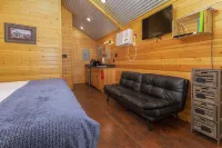 알스 하이드어웨이 캐빈 앤드 RV 렌탈 LLC Suzoo's Wool Works 주변 호텔