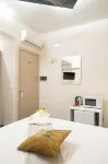 Napolitano Rooms (Central Station)