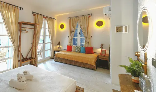 Banana Alaçatı Food & Stay - Adults Only