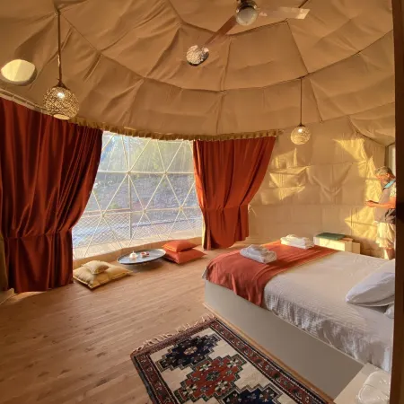 Turkdomes Glamping