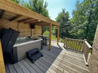 Villa in Durbuy with Jacuzzi & Golf Access