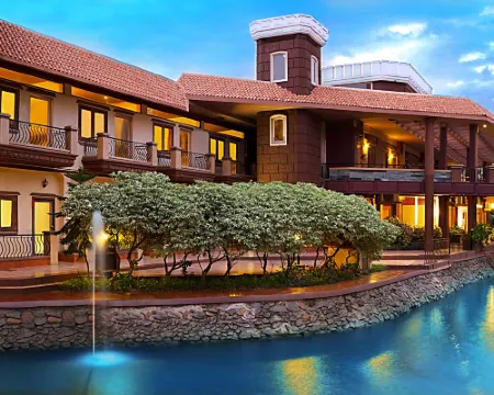 HUDSON RESORTS 斯里佩魯姆布杜爾酒店