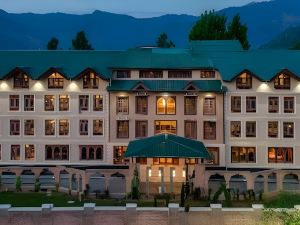 Hotel the Dewan