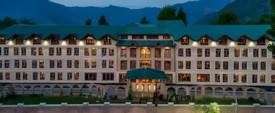 Hotel the Dewan Các khách sạn gần Shalimar Bagh Mughal Garden