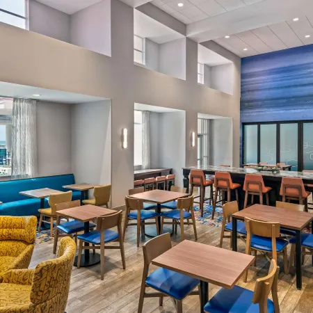Hampton Inn & Suites Clearwater Beach