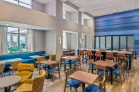 Hampton Inn & Suites Clearwater Beach