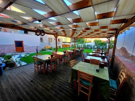 GAİA TAŞ Konak GEYİKLİ Отели рядом с достопримечательностью «Александрия Троадская»