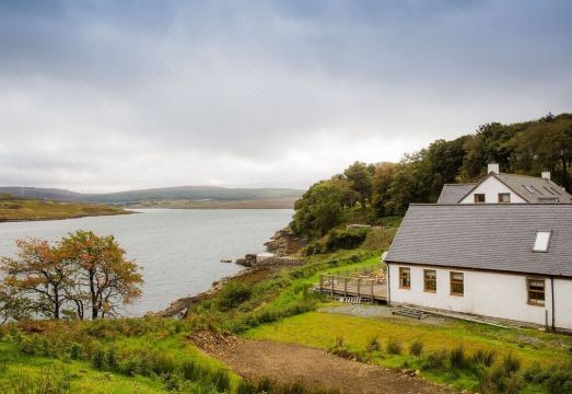 5. 레드우드 하우스..