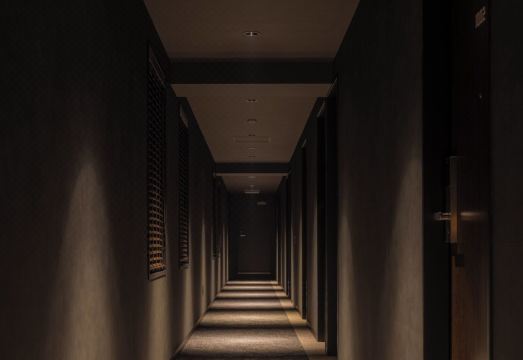 호텔 더블 침대