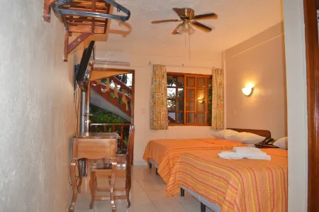 Hotel Tres Banderas