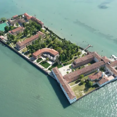 Centro Soggiorno San Servolo Hotel in zona Malamocco