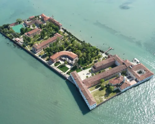 Isola di San Servolo - Centro Soggiorno Hotels near Malamocco