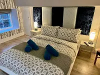Summerhill Guest House Hotels in Llanddoged and Maenan