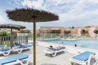 Les Girelles - Vacances ULVF - piscine
