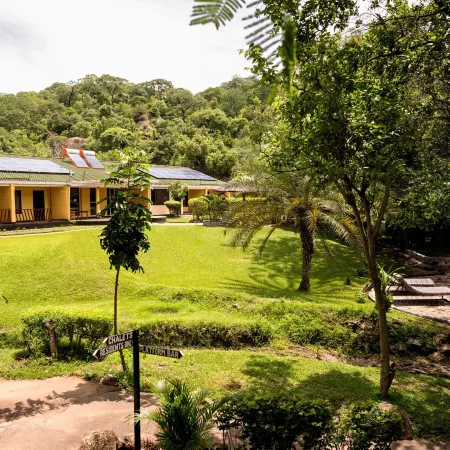 Safari Beach Lodge