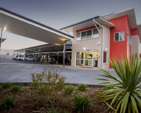 Altitude Motel Apartments Hotels in Wilsonton
