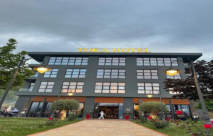 Toka Hotel Restaurant
