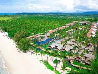 Graceland Khaolak Beach Resort Hotels near Khao Lak