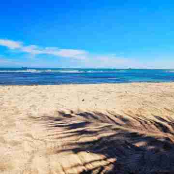 Costambar Beachside Apartment with Pool Fitness & Recreational Facilities