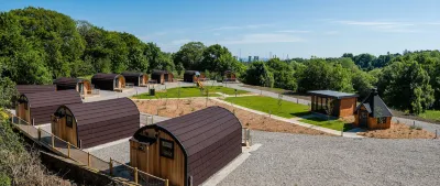Weedingshall Lodges Hoteles cerca de Grangemouth Museum
