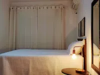 Residencial Catarina Hotels near Ingleses