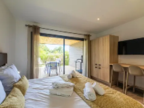 Résidence Pierre & Vacances Premium les Terrasses d'Arsella Hoteles en Lecci