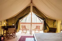 Firelight Camps Hotels in Newfield