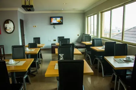 Tivoli Residence & Bar Отели рядом с Аэропорт Муртала Махаммед