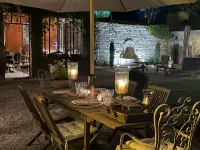 Manoir de la Croix Saint Louis ( 5 étoiles) Hôtels à : Toucy