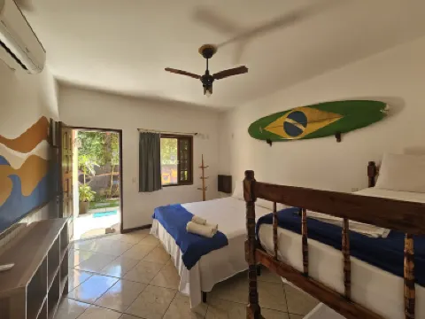 Raio de Sol Pousada & Camping Hotels near Ilha Grande