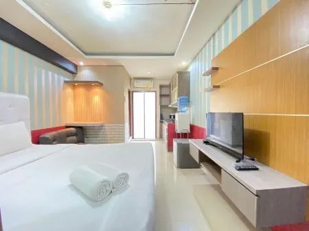 Spacious Studio Furnished Apartment at Gateway Ahmad Yani Cicadas Bandung Отели в г. Cibeunying Kidul
