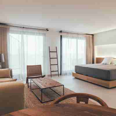 Cala Lanuza Suites Rooms