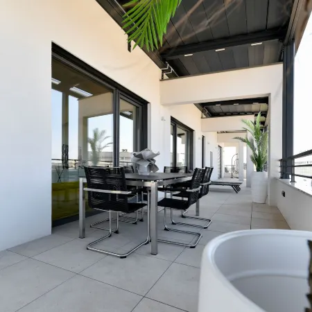 Luxury Penthouse Berin with Rooftop Terrace and Jacuzzi