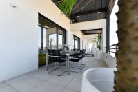 Luxury Penthouse Berin with Rooftop Terrace and Jacuzzi