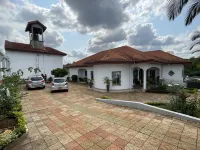 Peace Guest House Hoteles en Mefou-et-Afamba