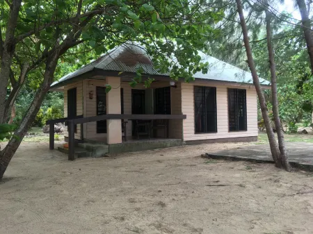 Yasawa Long Beach Hideout Resort