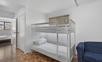 Costello Hotels - Moonta Bay Cabins