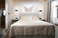 Olive Garden Paradise with Swimming Pool - New!!!