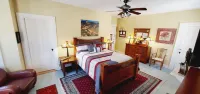 The Lark & Loon Inn Hotels in Annapolis Royal