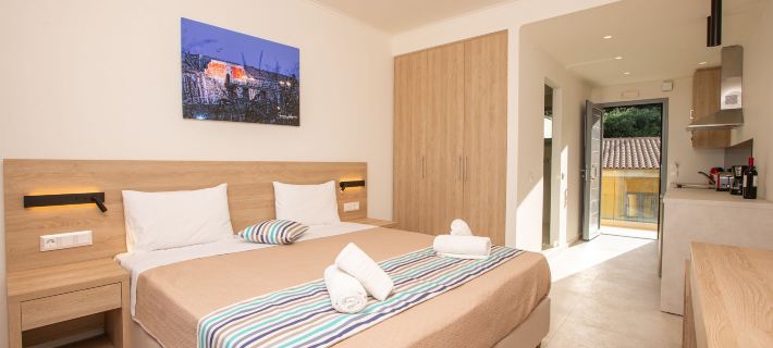 Passas Mare Apartments & Studios Hotels in Achillii