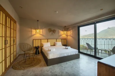 Icon Beach Suites Hotel Sovalye Island