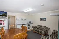 Warrnambool Motel and Holiday Park Hotels in Warrnambool
