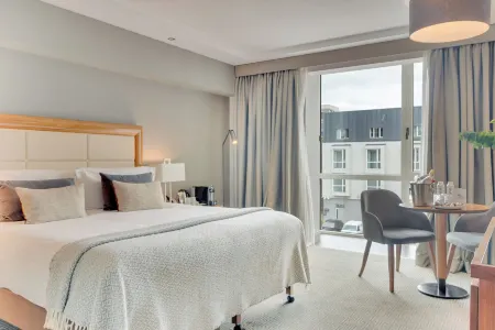 The Kingsley Hotel Отели рядом с достопримечательностью «Ирландский национальный университет, Корк»