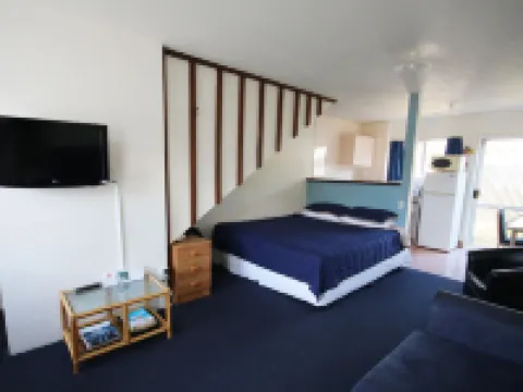 Midway Pacifica Lodge Hotels in Lower Hutt