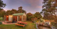 Stanley Lakeside Spa Cabins Các khách sạn ở Smithton